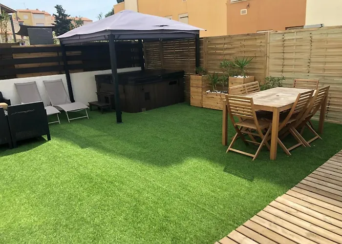 아파트 Cap Paradise Jacuzzi *