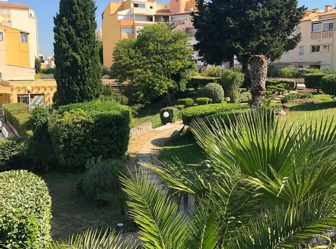 Cap Paradise Jacuzzi 아파트